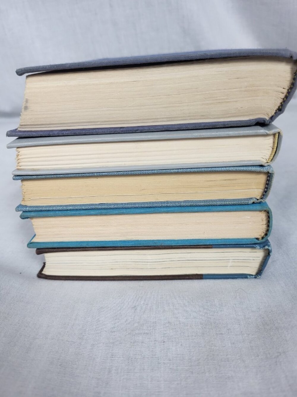 (5) Vintage Blue Books Beach Cottage Decor Classic Country Shabby Chic - Picture 4 of 11
